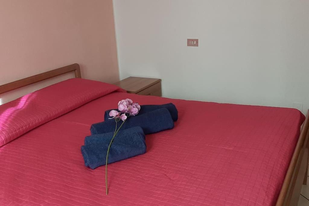 ジェーラ・ラーリオ House Marikaヴィラ エクステリア 写真